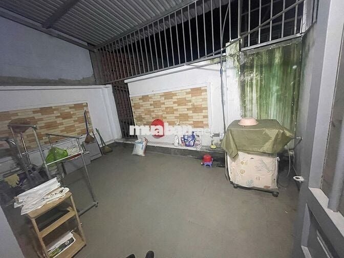 Cho thuê nhà khu dân cư, diện tích 75m2, 2 phòng ngủ, nội thất đày đủ