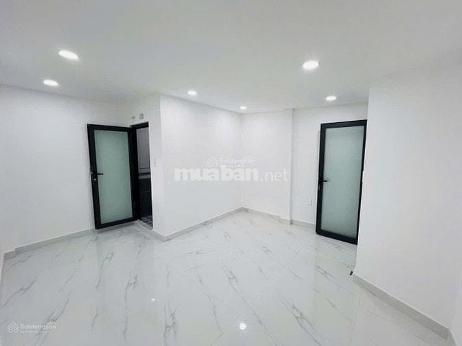 SOS! BÁN NHÀ ĐOÀN VĂN BƠ, PHƯỜNG 16, QUẬN 4, GIÁ TỐT CHỈ 3 tỷ550 TL SR