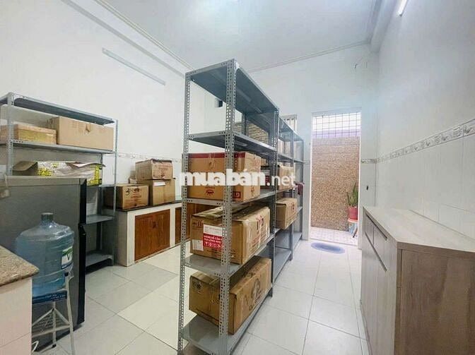 NHÀ 4X18M 3 LẦU 4PN FULL NỘI THẤT GẦN CẦU  THAM LƯƠNG