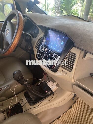 Toyota Innova 2007 J - 374687 km