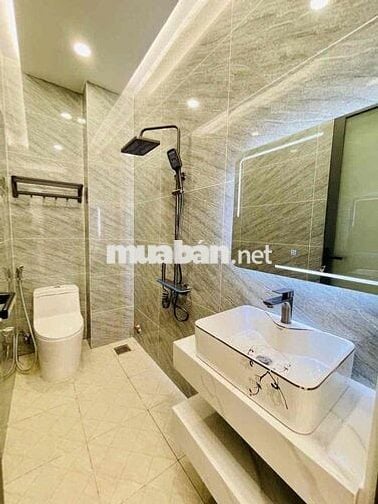 siêu phẩm 4x15m 5 tầng hẻm 688 hương lộ 2 giáp 4 xã BTĐ A Bình Tân