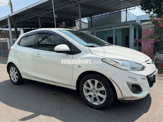Mazda 2S 2013 Trắng Tự động