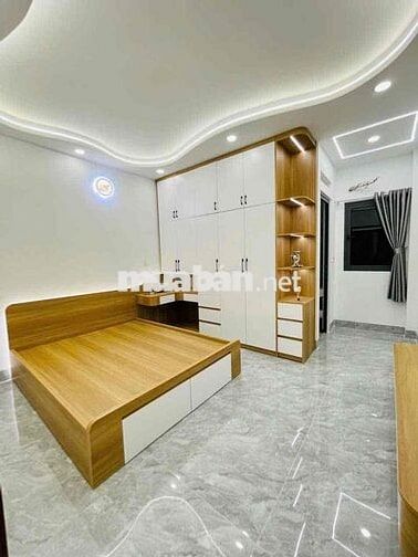 siêu phẩm 4x15m 5 tầng hẻm 688 hương lộ 2 giáp 4 xã BTĐ A Bình Tân