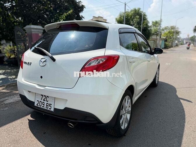 Mazda 2S 2013 Trắng Tự động