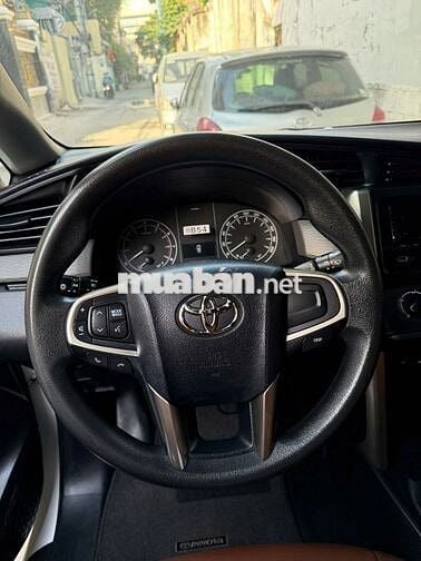 Toyota Innova 2.0E 2020 - 65000Km