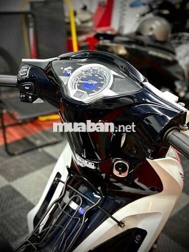 Future Led dọn kiểng