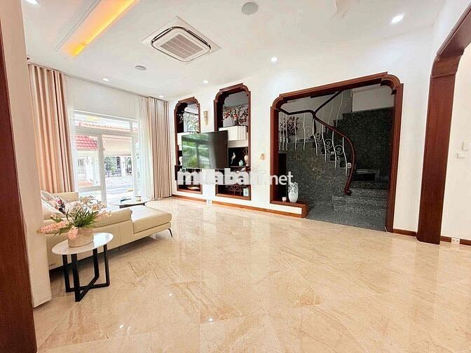 CHO THUÊ BIỆT THỰ NAM PHÚ VILLA  Q7, 12x24M FULL NT 85 TRIỆU/ THÁNG