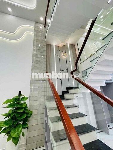 siêu phẩm 4x15m 5 tầng hẻm 688 hương lộ 2 giáp 4 xã BTĐ A Bình Tân