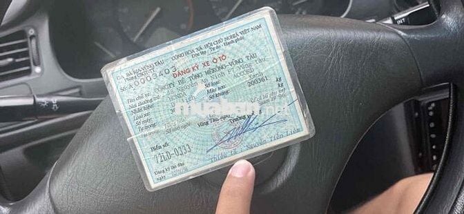 Honda Accord 1995 2.0 MT - 200000 km