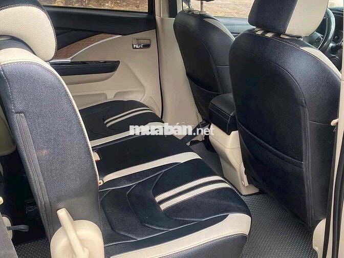 Mitsubishi Xpander 2019 1.5 AT rin a-á fun đồ chơi