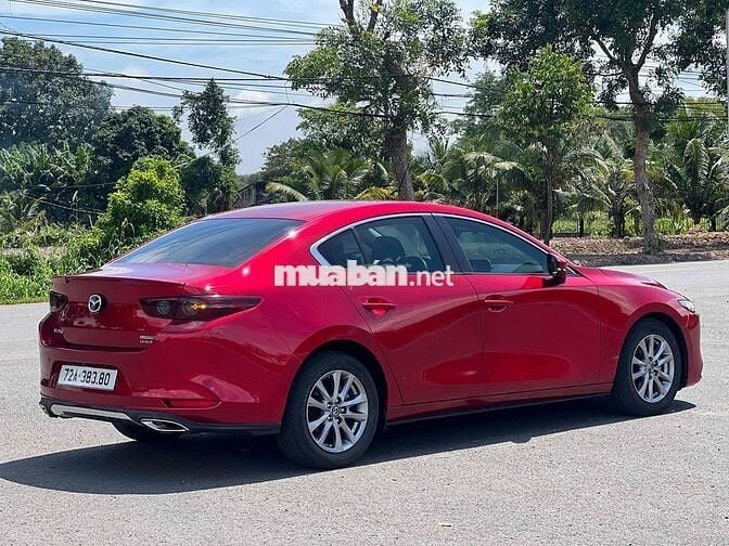 Mazda 3 2019 1.5L Luxury - 88000 km