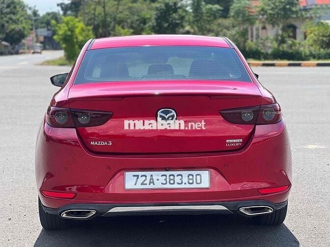 Mazda 3 2019 1.5L Luxury - 88000 km