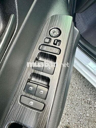 Hyundai Stargazer 2024 Tiêu chuẩn - 18000 km