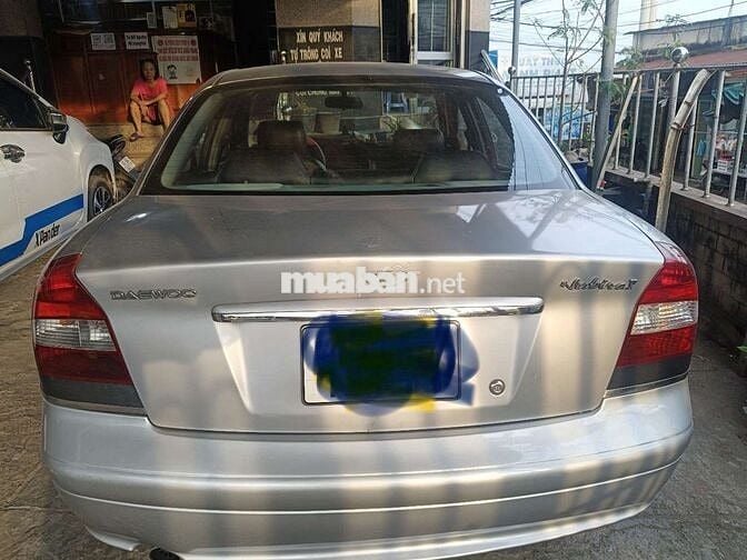 Daewoo Nubira II Bạc 5 chỗ