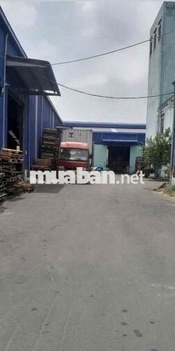 KHO XƯỞNG GIÁ RẺ ( 2.600m2 ) LÊ MINH XUÂN