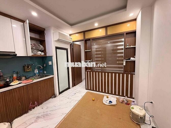 Cho thuê CCMN 36m2 1K1N ngõ 189 Hoàng Hoa Thám (Đủ nội thất)