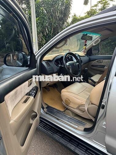 Toyota Fortuner 2014 2.5G 4x2 - 160000 km