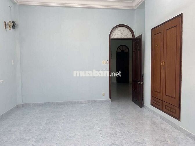 PHÒNG NỮ CHO THUÊ - 3.8TR/THÁNG - TRUNG TÂM PHÚ NHUẬN - CÓ MÁY LẠNH