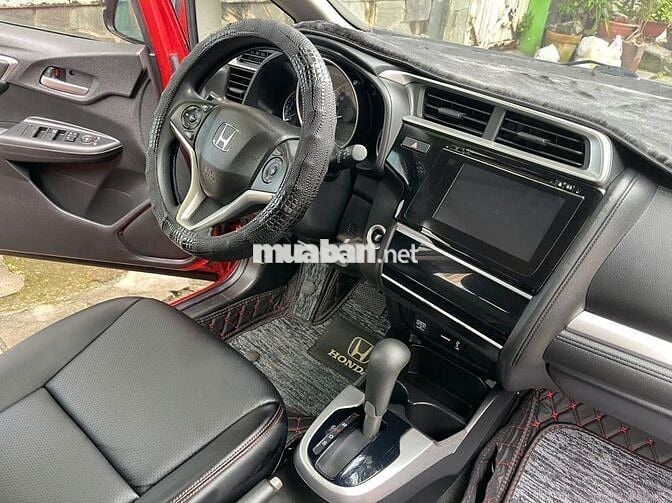 Jazz VX 2018 odo zin hãng 54,000Km rất đẹp.