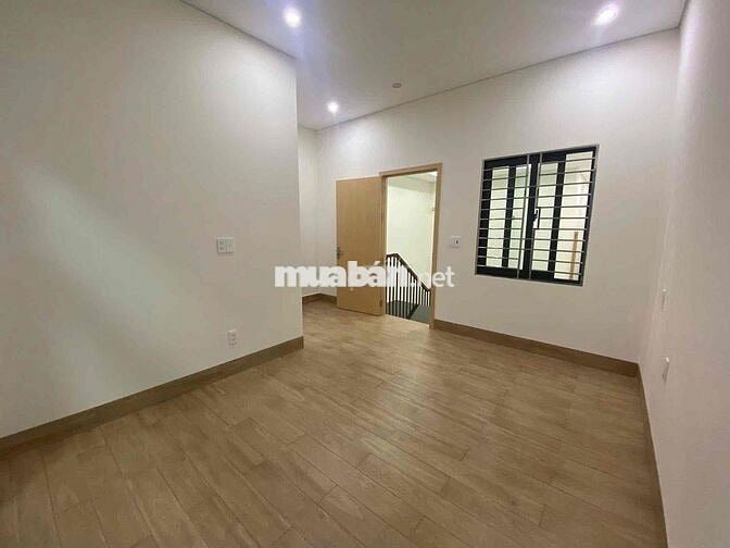 Nhà đẹp  Nam hoà Xuân 2 tầng đẹp tại Đường Hói Kiểng