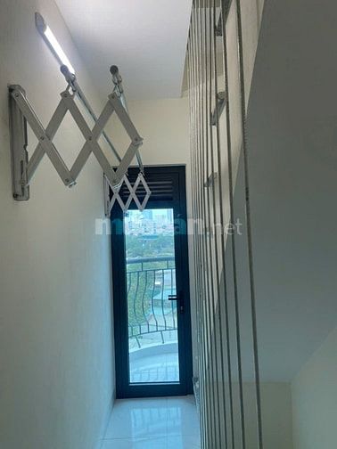 Cho thuê căn hộ mới xây phố Bùi Xương Trạch, 1 và 2 phòng ngủ, đủ NT