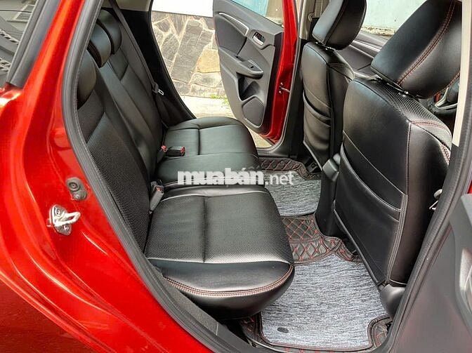 Jazz VX 2018 odo zin hãng 54,000Km rất đẹp.