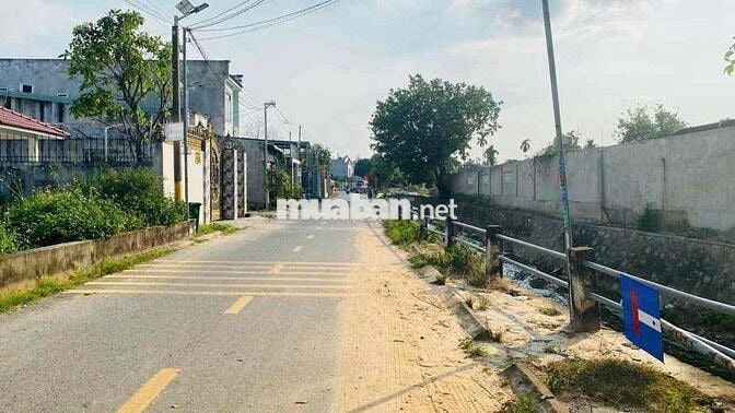 Đất 103m2 gần chợ Tân Bình, phường Tân Bình, Tp Dĩ An