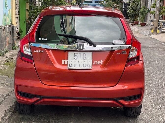 Jazz VX 2018 odo zin hãng 54,000Km rất đẹp.