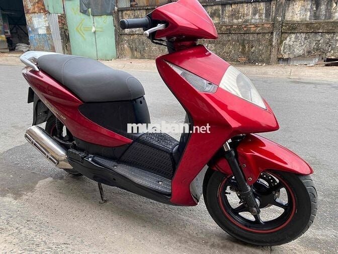 Honda Dylan màu Đỏ