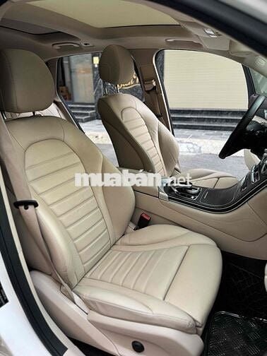 GLC300 4MATIC TRẮNG KEM UP FULL BODY GLC63