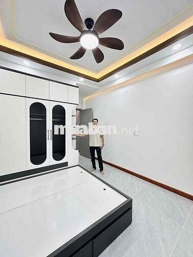 NHÀ 4 TẦNG BTCT - GẦN MẶT TIỀN NGÔ GIA TỰ - THIẾT KẾ HIỆN ĐẠI - NỘI TH