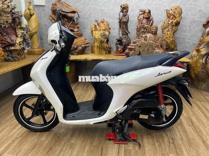 👉Janus. 2018 chính chủ bstp khoá smartkey, máy zin