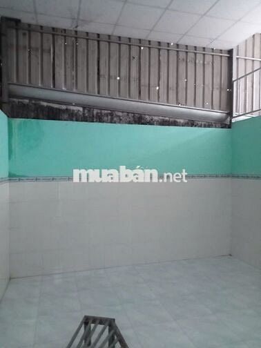 Cần tiền bán gấp nhà giá rẻ 5x10, có điện nước riêng, mua vào ở ngay.