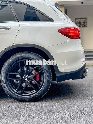 GLC300 4MATIC TRẮNG KEM UP FULL BODY GLC63
