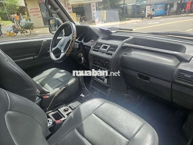 xe 2 cầu, 6 máy. Mitshubisi Pajero