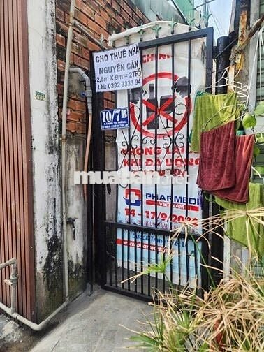 Nhà nhỏ nguyên căn lối đi riêng ra đg trịnh thị miếng