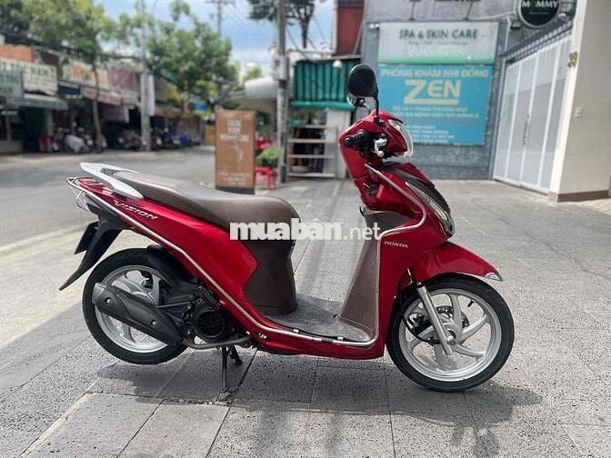 👉Vision dàn áo liền lạc, máy êm thì thầm