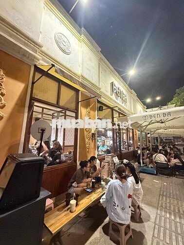 Phòng 3 Sao Sát Sân Pickleball - Siêu Thị mở 24/24h