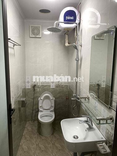 Nhà mặt phố 50m2 x 5 tầng phố Lê Đại - Ngọc Thuỵ