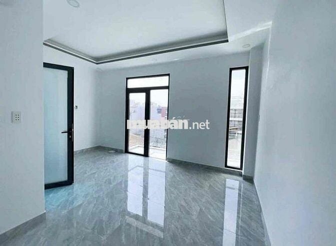 MẶT TIỀN‼️ [6x20] Cho thuê mặt tiền Sư Vạn Hạnh P12 Q10