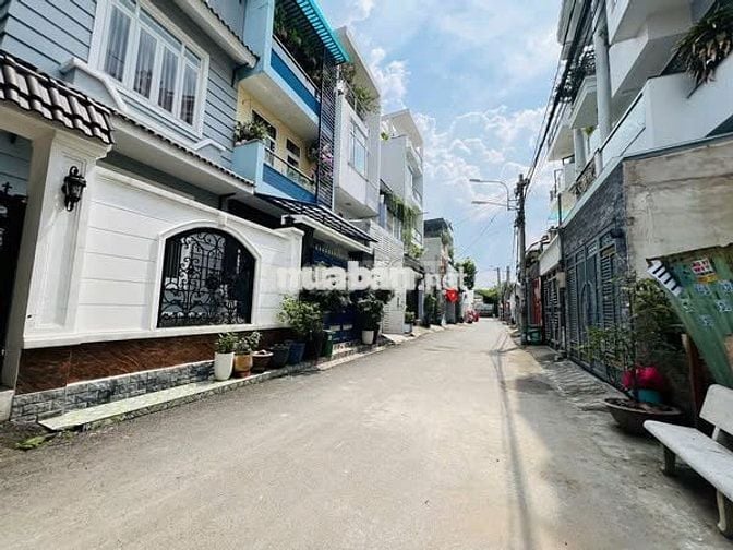 BÁN NHANH LÔ ĐẤT 75M2- ĐƯỜNG XE HƠI NÉ NHAU- GẦN PHẠM VĂN ĐỒNG- 6.6 TỶ