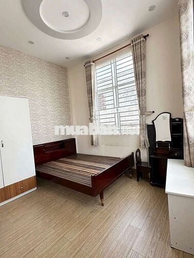 NHÀ TRỆT LẦU RỘNG - HẺM 52 HÙNG VƯƠNG