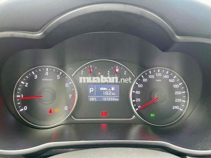 🆘🆘🆘Kia Rondo Bạc 2015 2.0GATH xe 1 chủ từ đầu