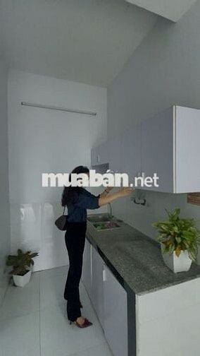 Bể Nợ Bán Gấp Nhà Lầu 695 Triệu 56m2 Bao Sang Tên