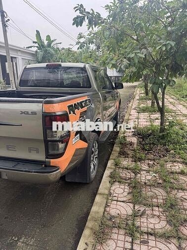 Ford Ranger 2015 XLS 2.2 4x2 AT - 15000 km