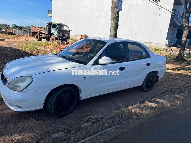 Daewoo Nubira 2003  1.6 MT - 139 km