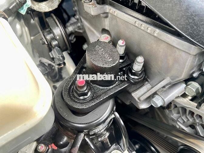 🆘🆘🆘Kia Rondo Bạc 2015 2.0GATH xe 1 chủ từ đầu