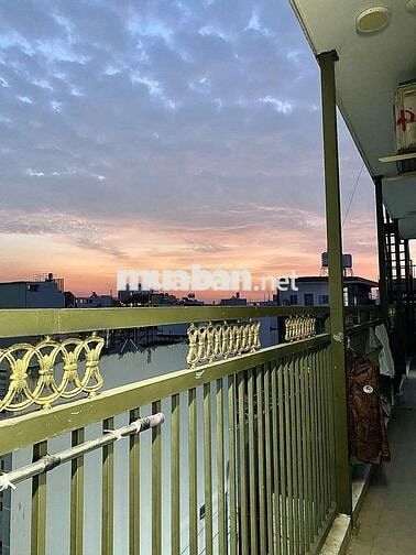 cho thuê trọ cao cấp giá rẻ giờ giấc tự do Ngay Chợ Lê văn Quới Mã Lò