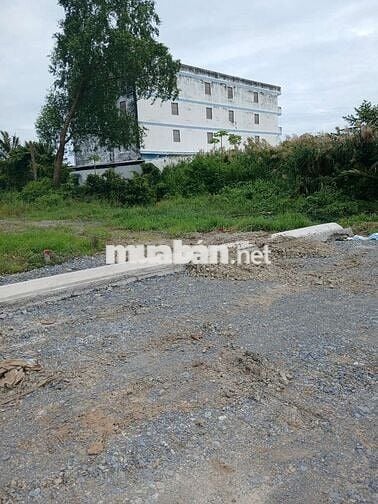 Bán nền mặt tiền giáp quốc lộ 63