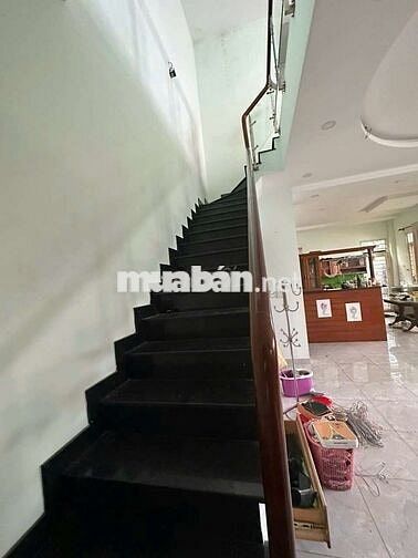 Cho thuê mặt bẳng kinh danh buôn bán apđ vườn lài